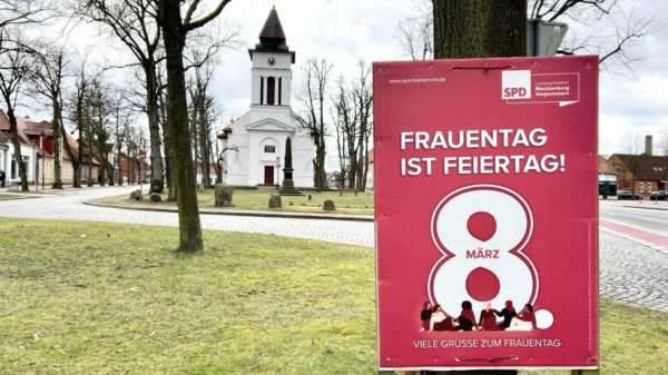 Plakat Frauentag 2023 Lübtheen Kirche